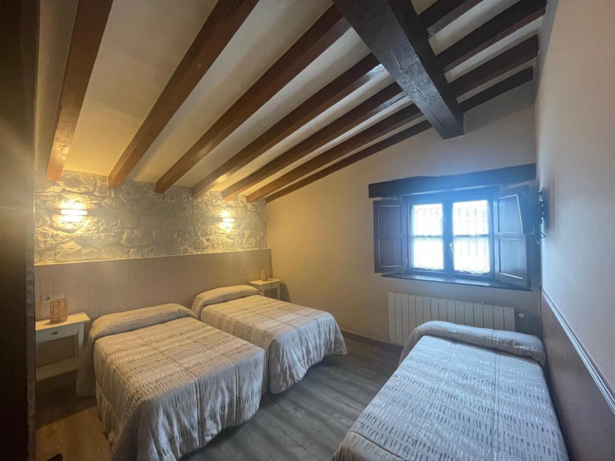 Posada La Solana - Adults Only Сантильяна-дель-Мар Экстерьер фото