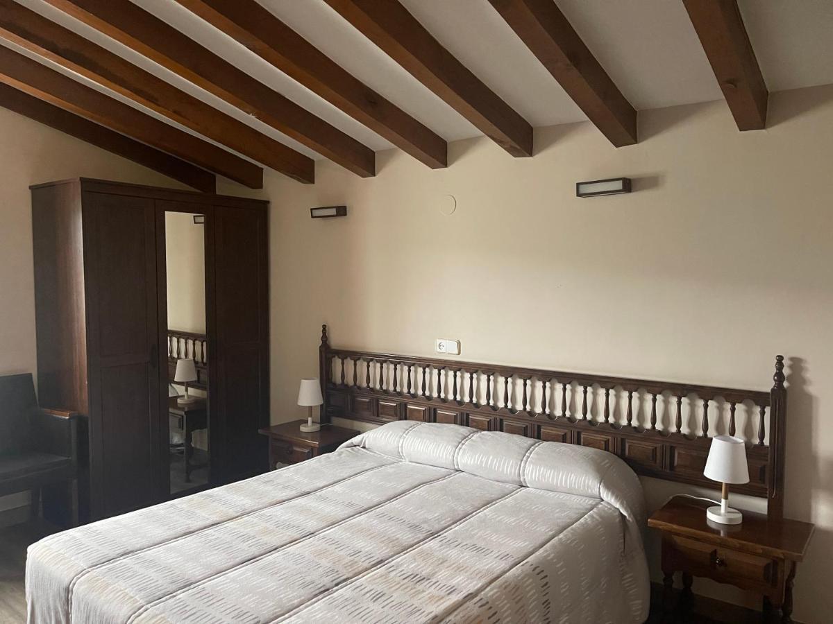 Posada La Solana - Adults Only Сантильяна-дель-Мар Экстерьер фото