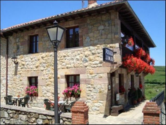 Posada La Solana - Adults Only Сантильяна-дель-Мар Экстерьер фото